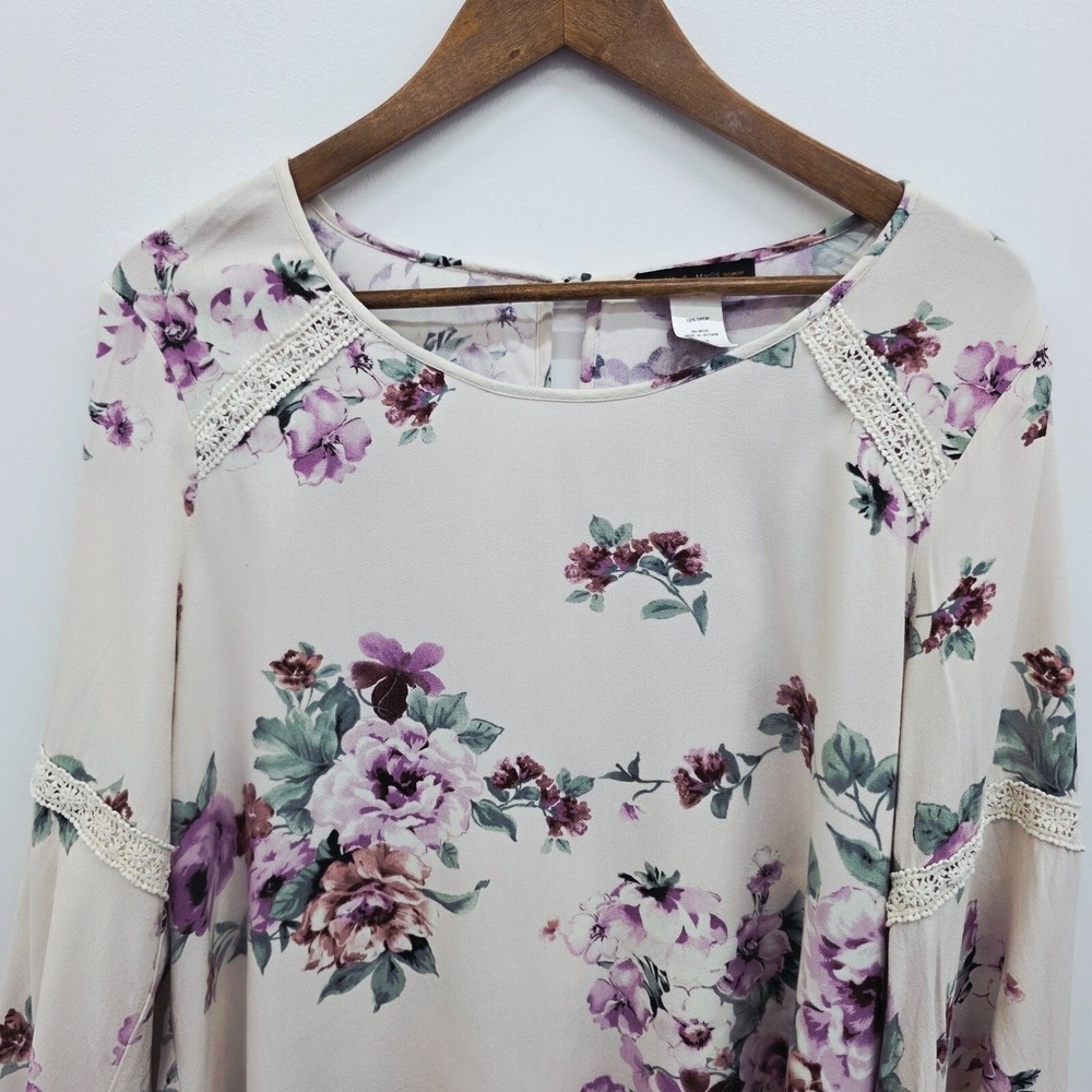 Jennie & Marlis Floral Bell Sleeve Blouse Ivory‎ Purple Lace Trim 1X Boho Fairy - Picture 8 of 14
